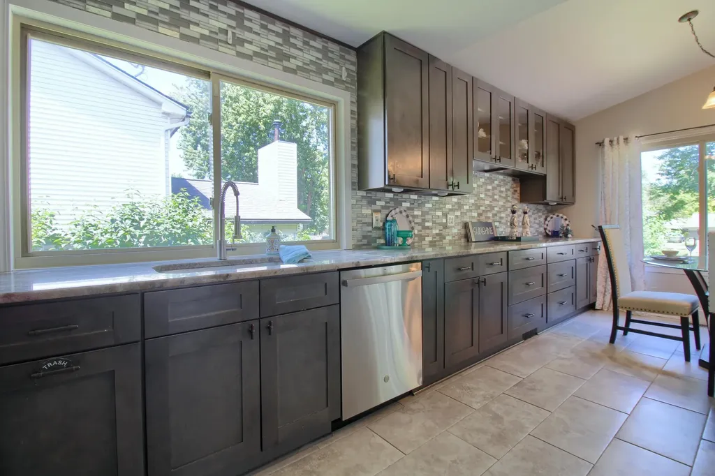 42608 Hanford Road Canton Charter Township MI 48187