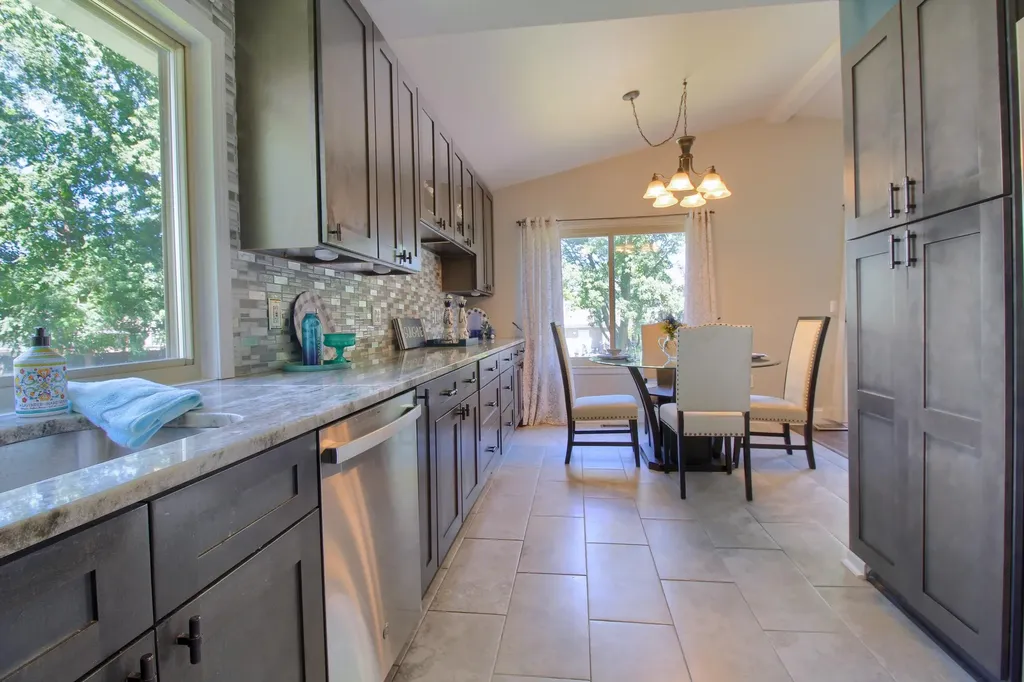 42608 Hanford Road Canton Charter Township MI 48187