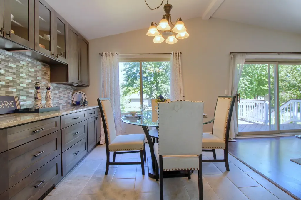 42608 Hanford Road Canton Charter Township MI 48187