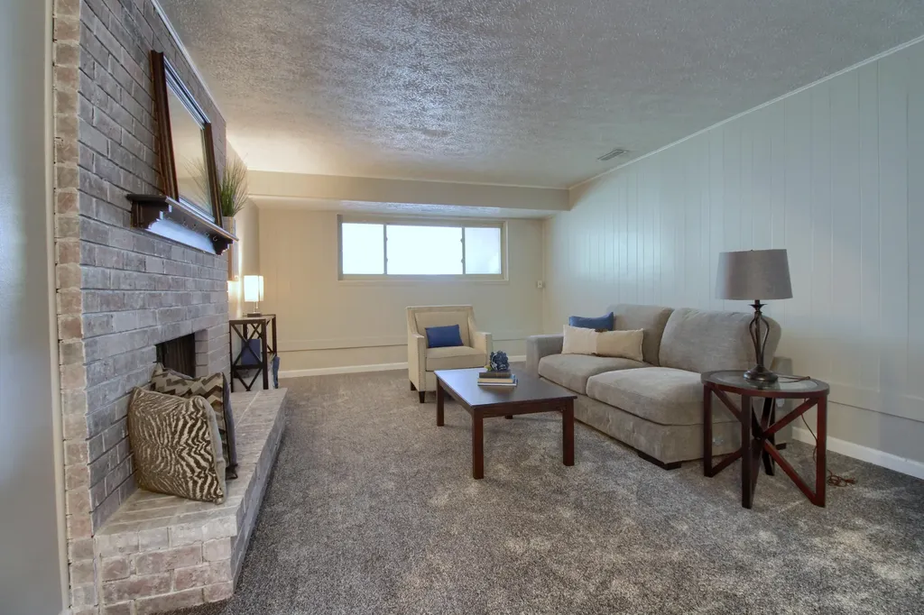 42608 Hanford Road Canton Charter Township MI 48187