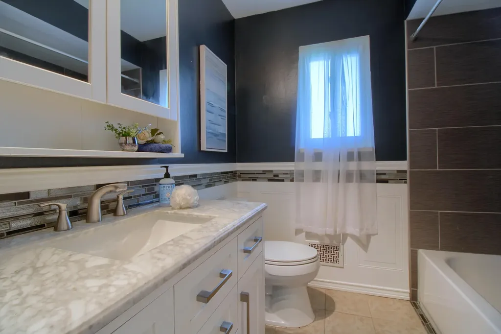 42608 Hanford Road Canton Charter Township MI 48187
