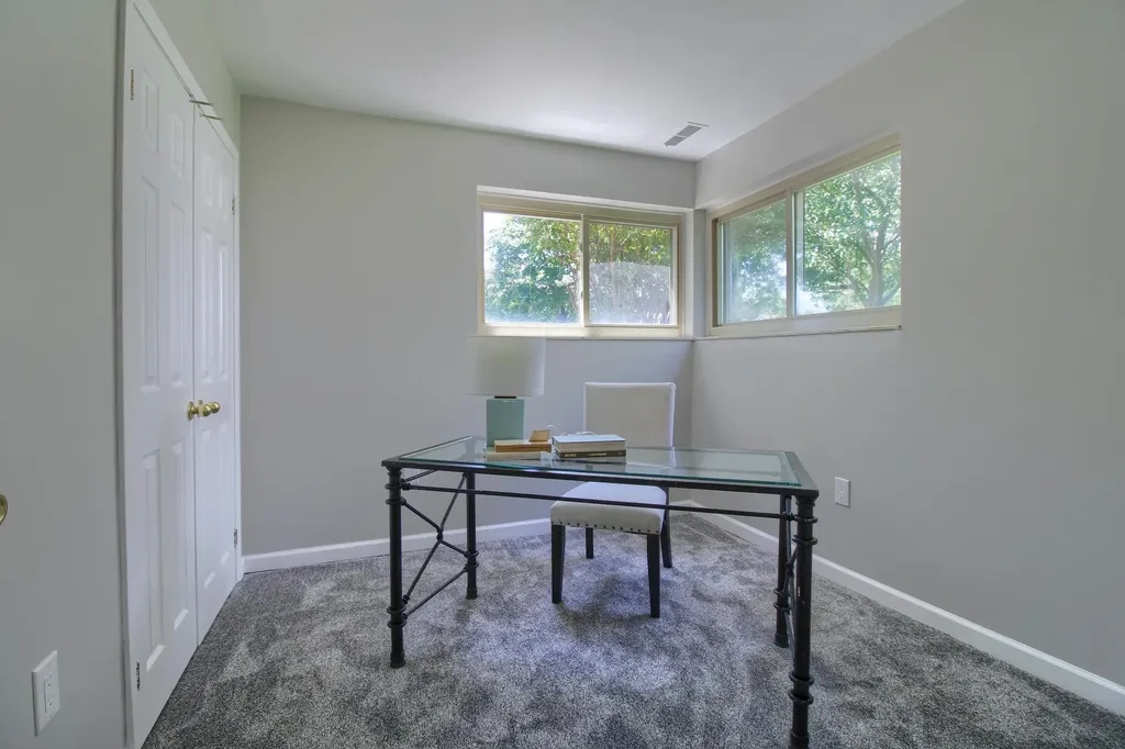42608 Hanford Road Canton Charter Township MI 48187