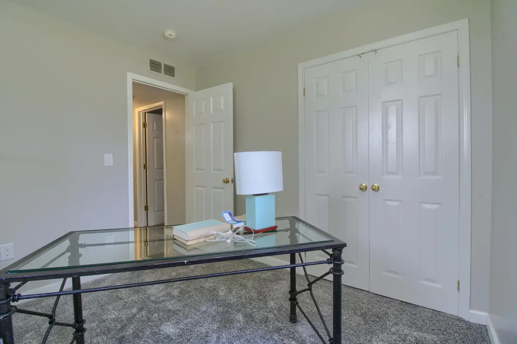 42608 Hanford Road Canton Charter Township MI 48187