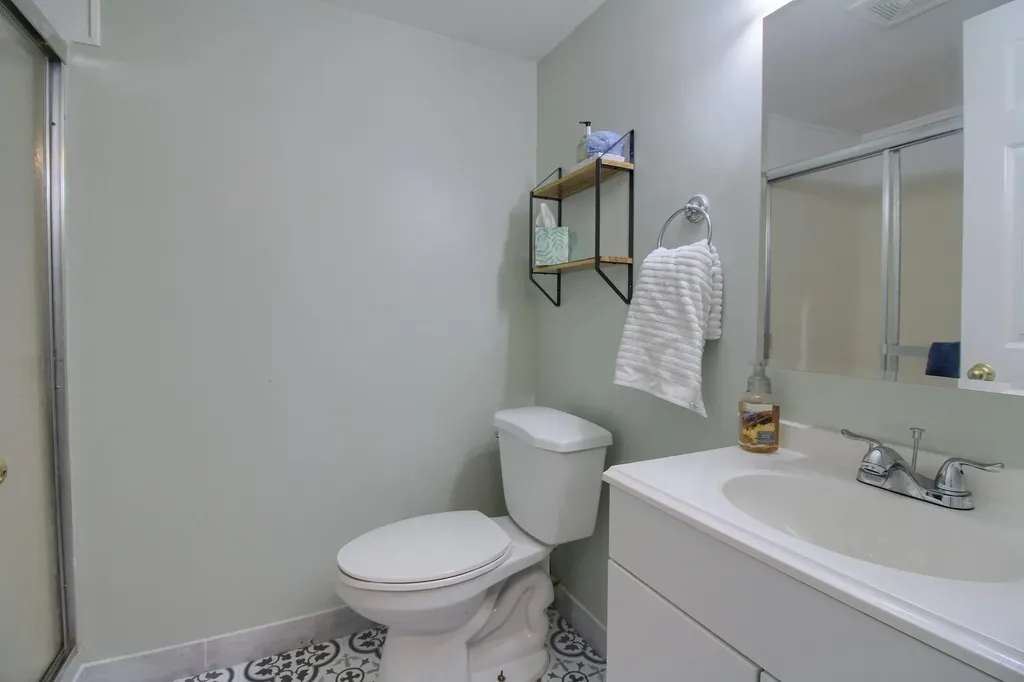 42608 Hanford Road Canton Charter Township MI 48187