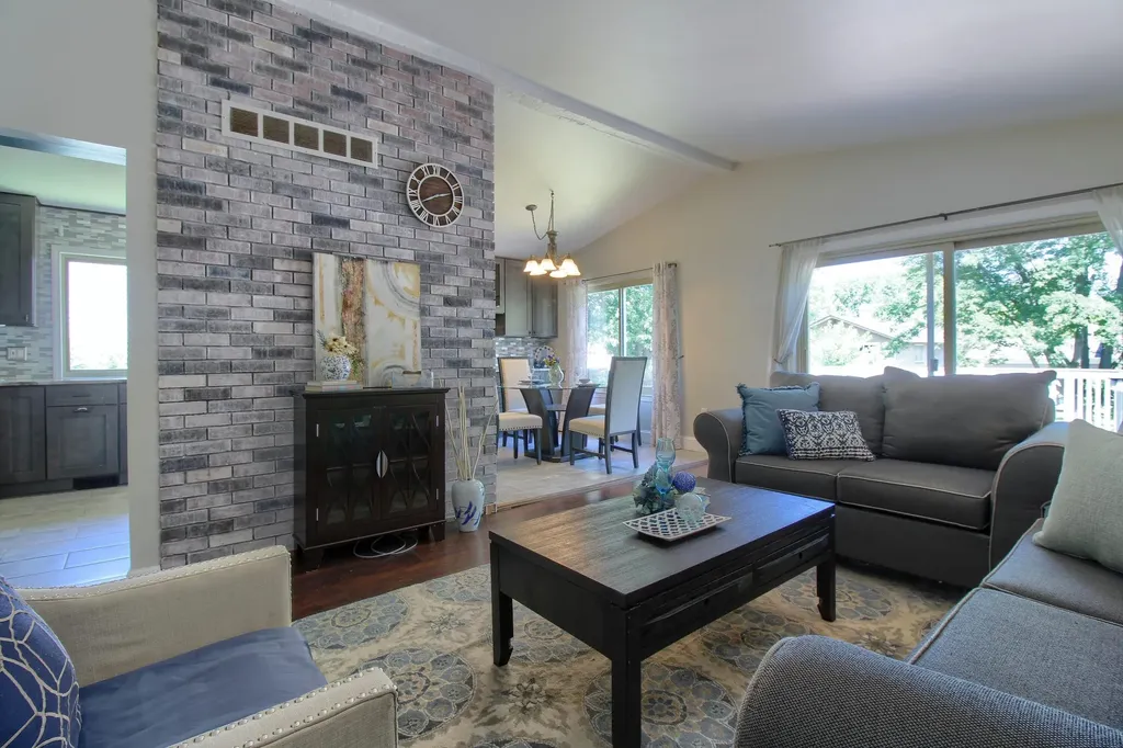 42608 Hanford Road Canton Charter Township MI 48187