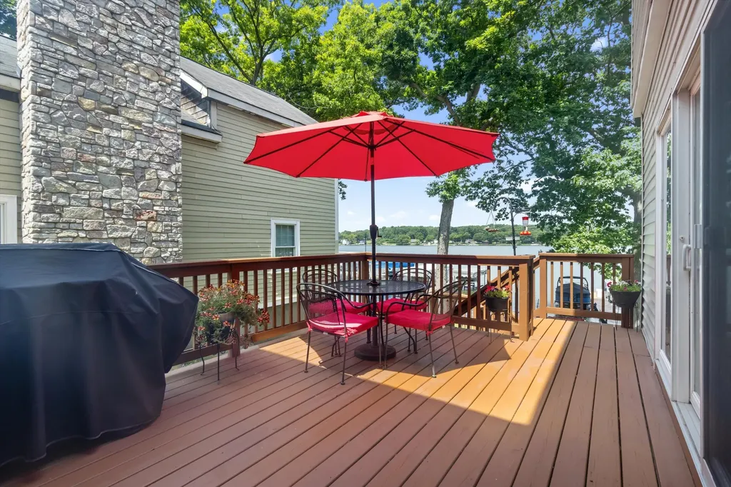 11556 Haylock Springfield Charter Township MI 48350