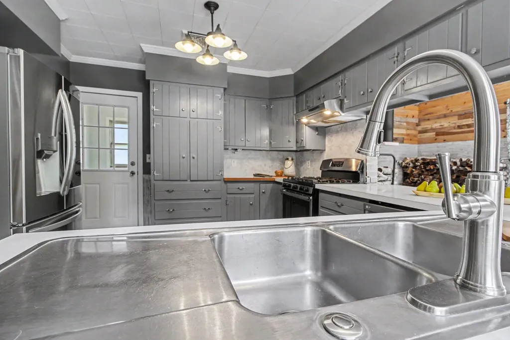 2736 S Wagner Road Lodi Township MI 48103