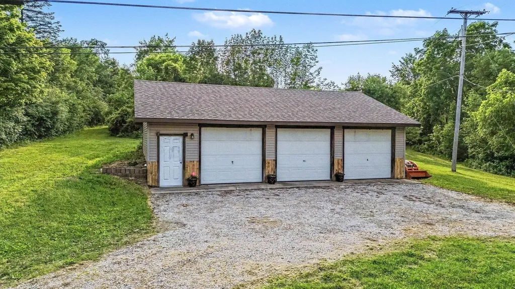 2736 S Wagner Road Lodi Township MI 48103