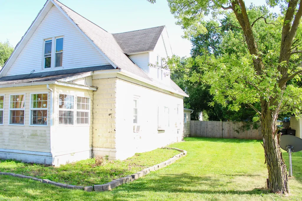 257 W Chicago Boulevard Britton Village MI 49229