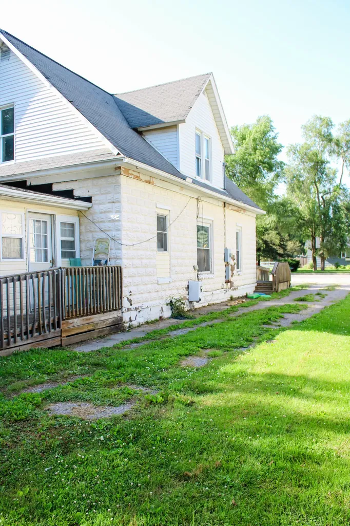 257 W Chicago Boulevard Britton Village MI 49229