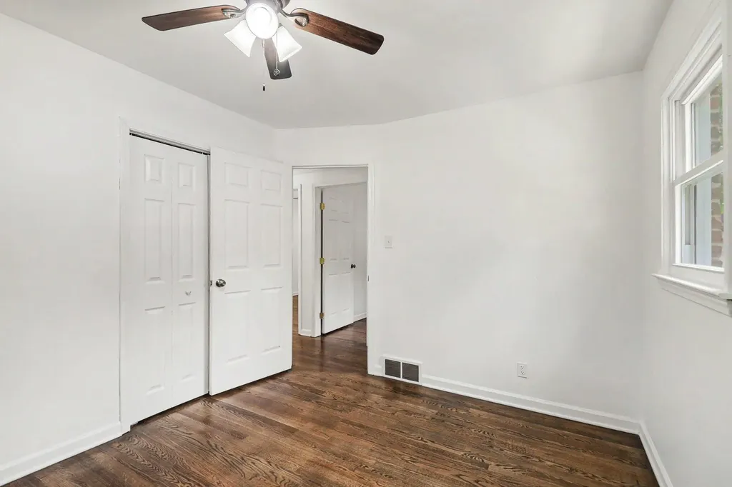 29687 Westfield Street Livonia City MI 48150