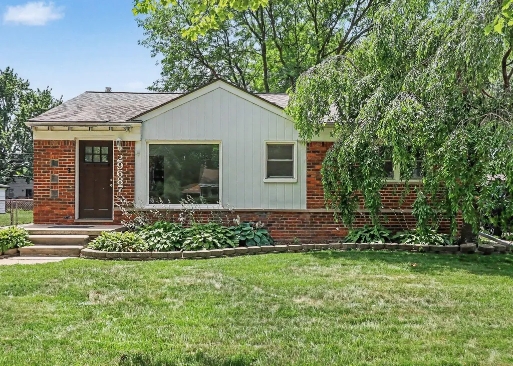 29687 Westfield Street Livonia City MI 48150