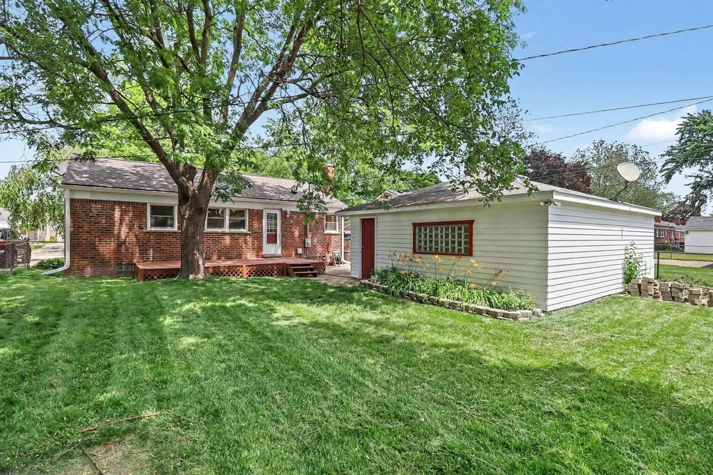 29687 Westfield Street Livonia City MI 48150