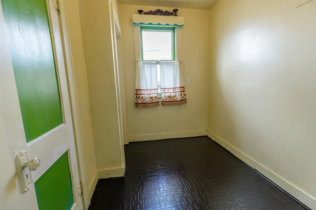 360 Burke Street River Rouge City MI 48218