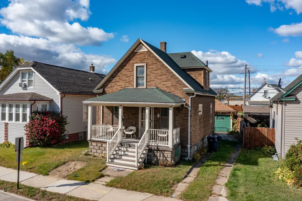 360 Burke Street River Rouge City MI 48218