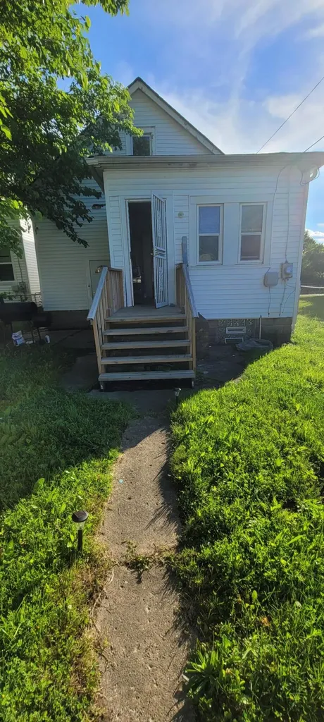 5800 Pennsylvania Street Detroit City MI 48213