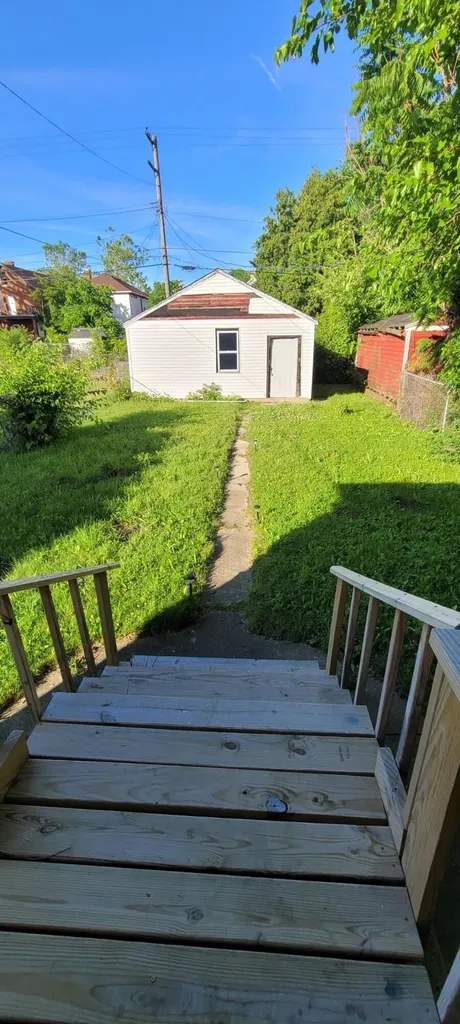 5800 Pennsylvania Street Detroit City MI 48213