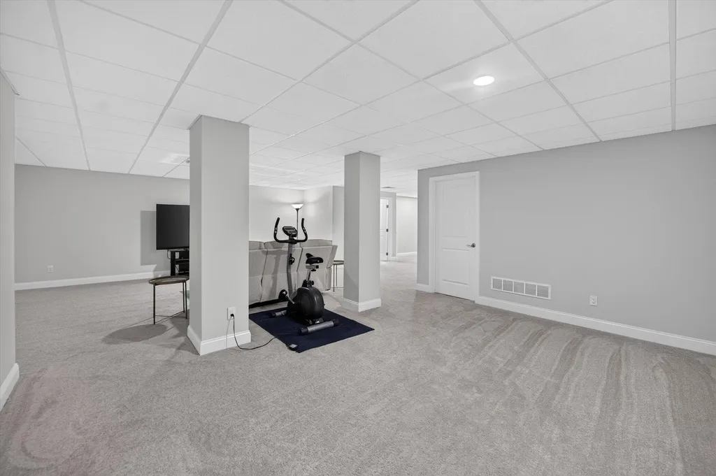 3269 Hayster Drive Ann Arbor City MI 48105