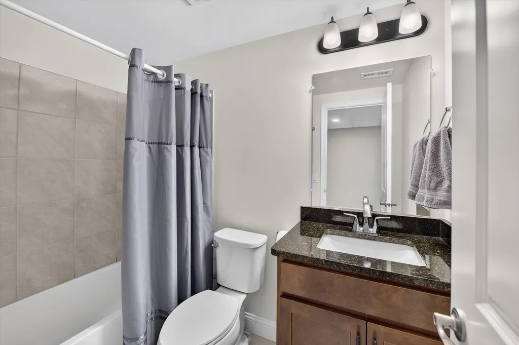 3269 Hayster Drive Ann Arbor City MI 48105