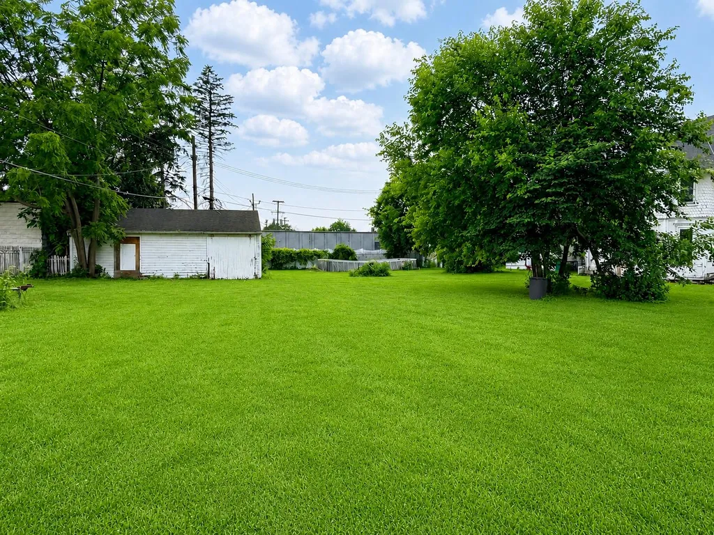 19224 Craig Street Huron Charter Township MI 48164
