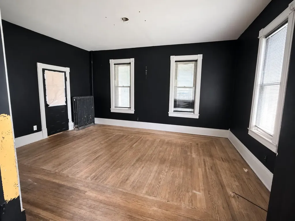 19224 Craig Street Huron Charter Township MI 48164
