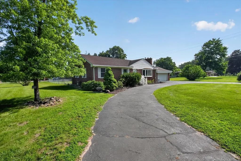 31350 Wentworth Street Wayne City MI 48154