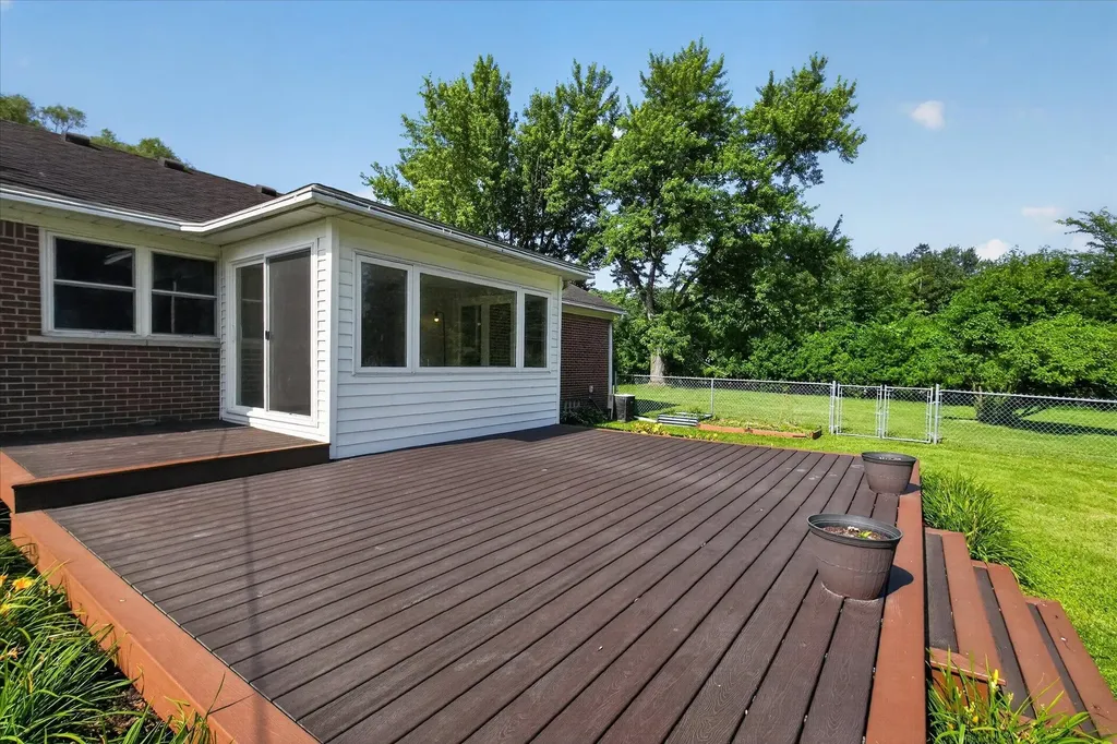 31350 Wentworth Street Wayne City MI 48154