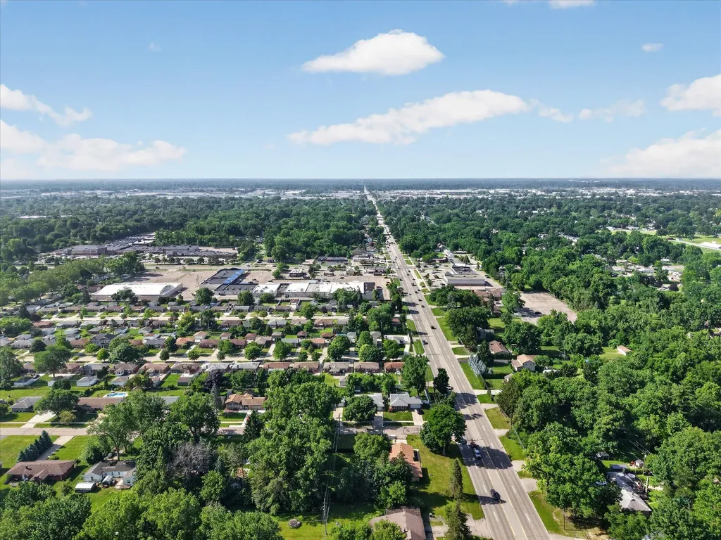 31350 Wentworth Street Wayne City MI 48154