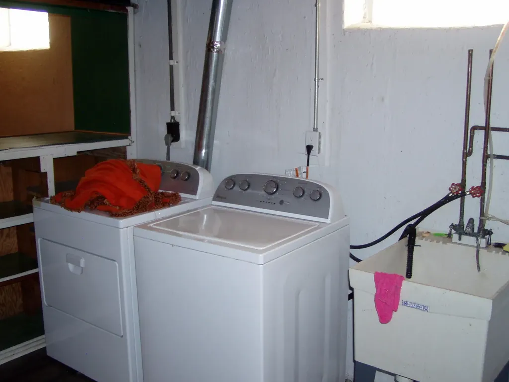 10015 Brady Redford Charter Township MI 48239