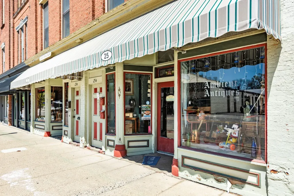 23/25 E Cross Street Ypsilanti City MI 48198
