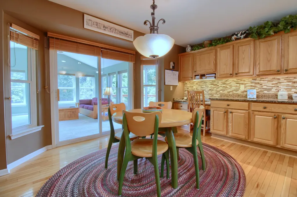 6833 N Meadows Pass Webster Township MI 48130