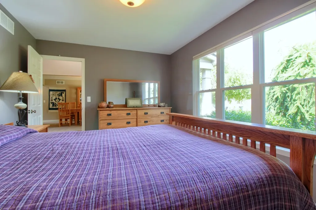 6833 N Meadows Pass Webster Township MI 48130