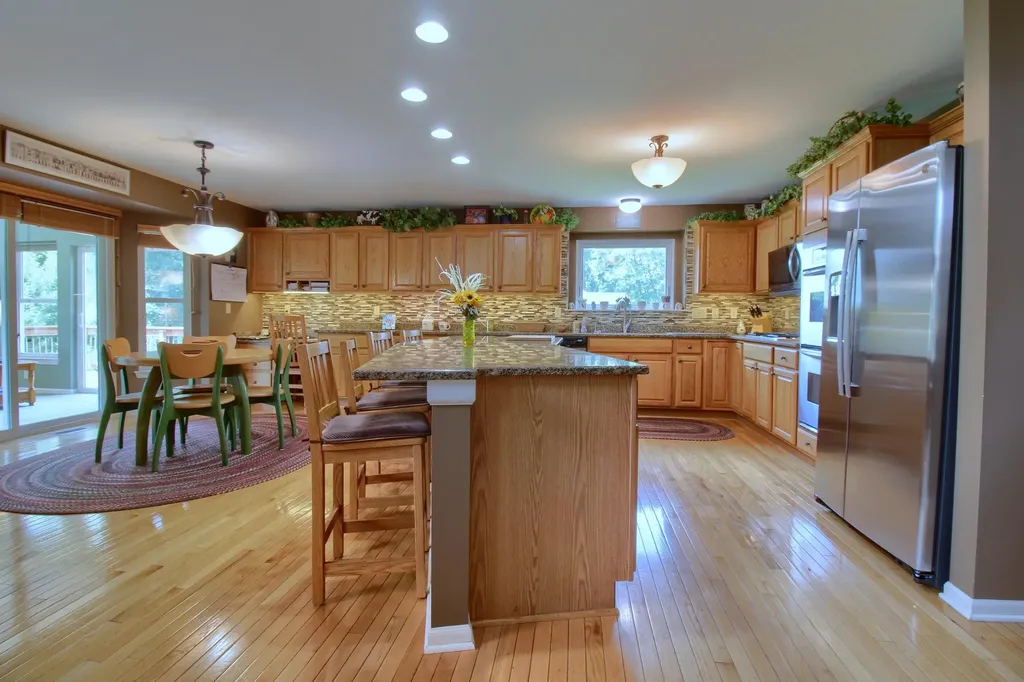 6833 N Meadows Pass Webster Township MI 48130
