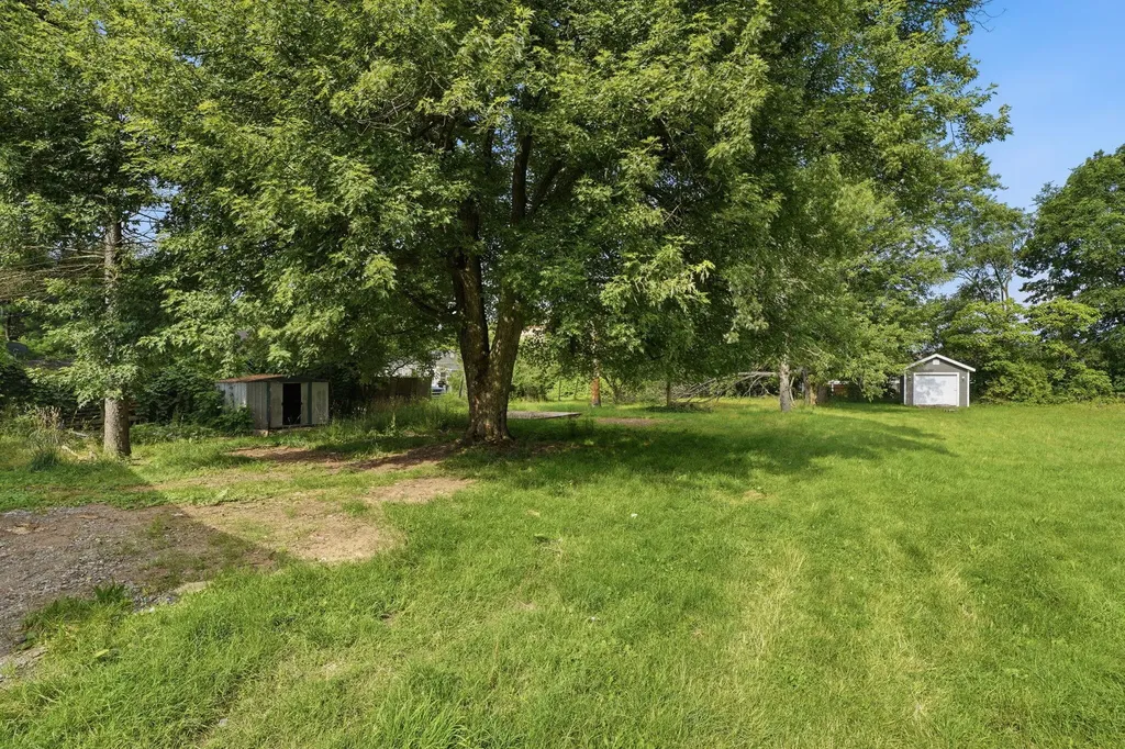 1260 S 13th Street Niles City MI 49120