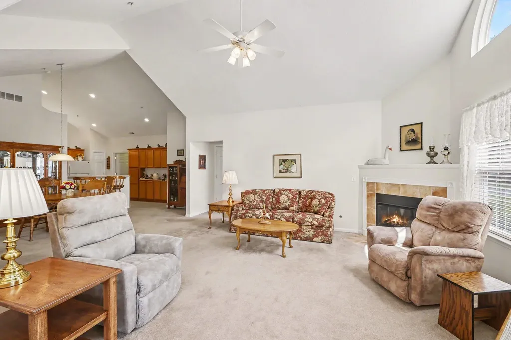 36154 Abbey Drive Westland City MI 48185