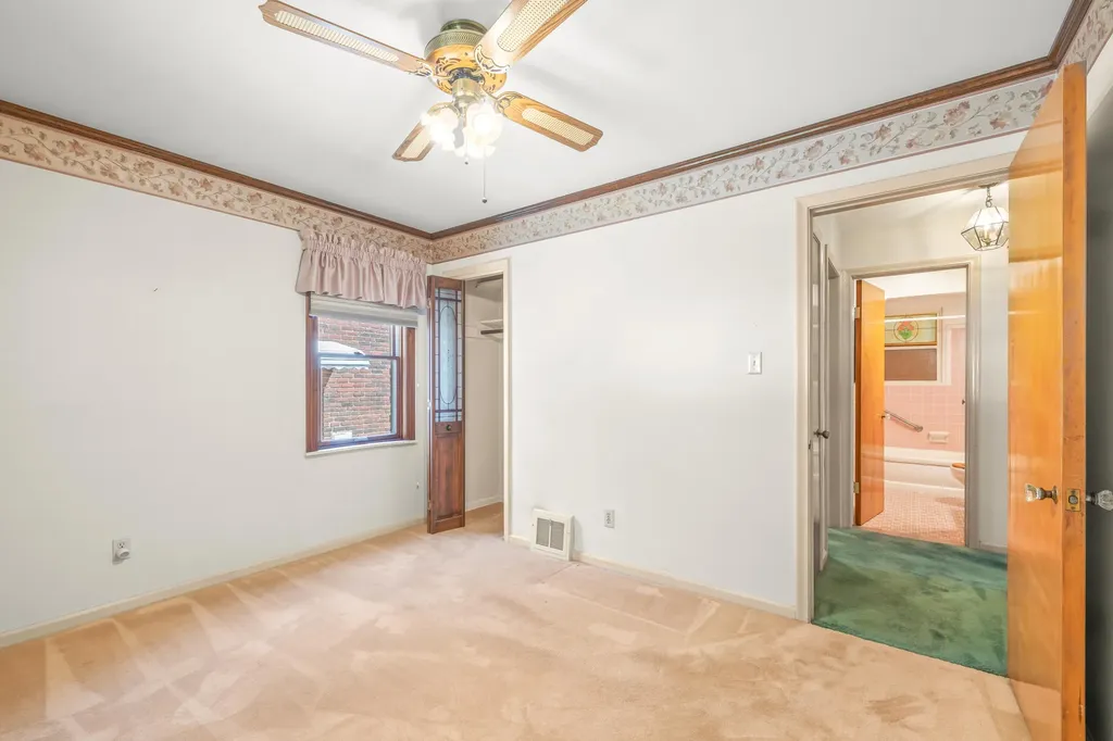9709 Laurence Avenue Allen Park City MI 48101