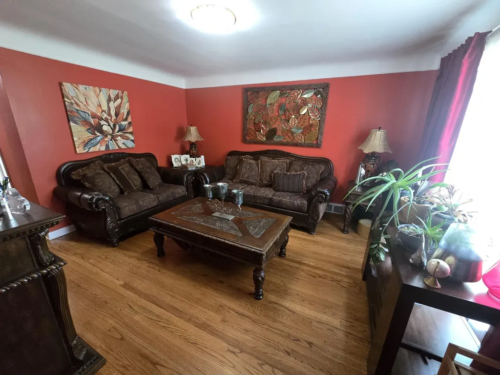 6828 Iowa Street Detroit City MI 48212