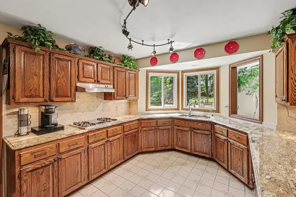 709 Snowmass Drive Rochester Hills City MI 48309