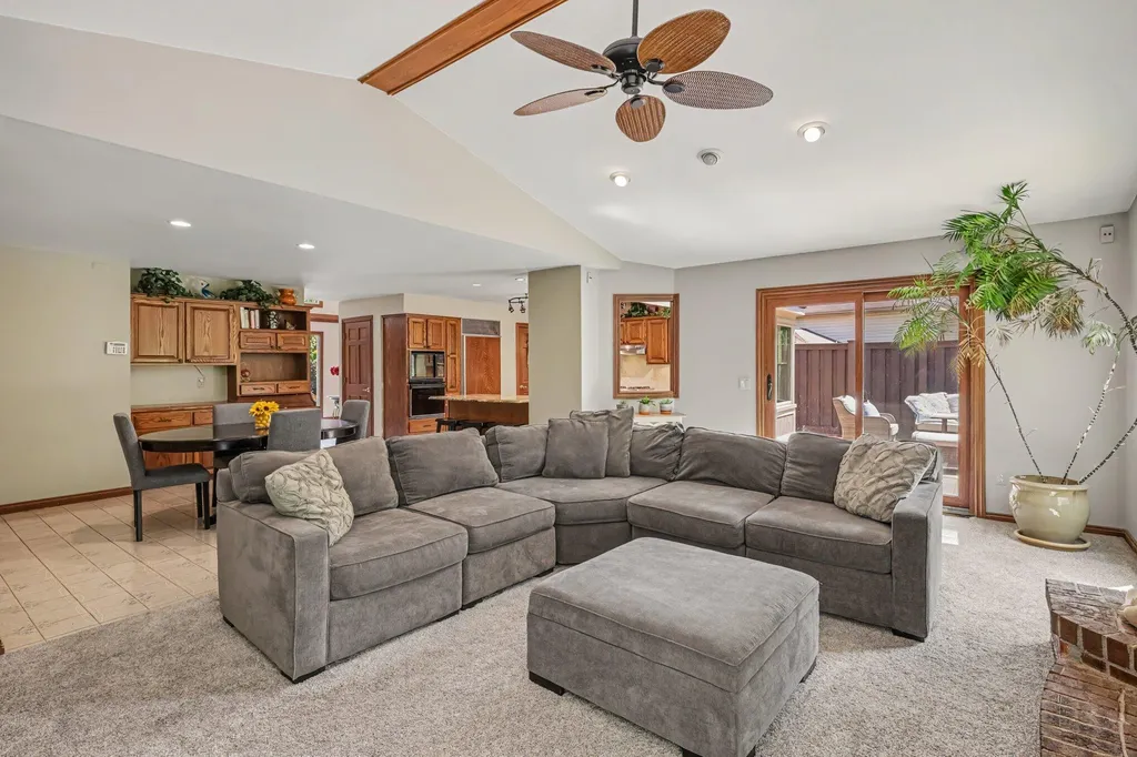 709 Snowmass Drive Rochester Hills City MI 48309