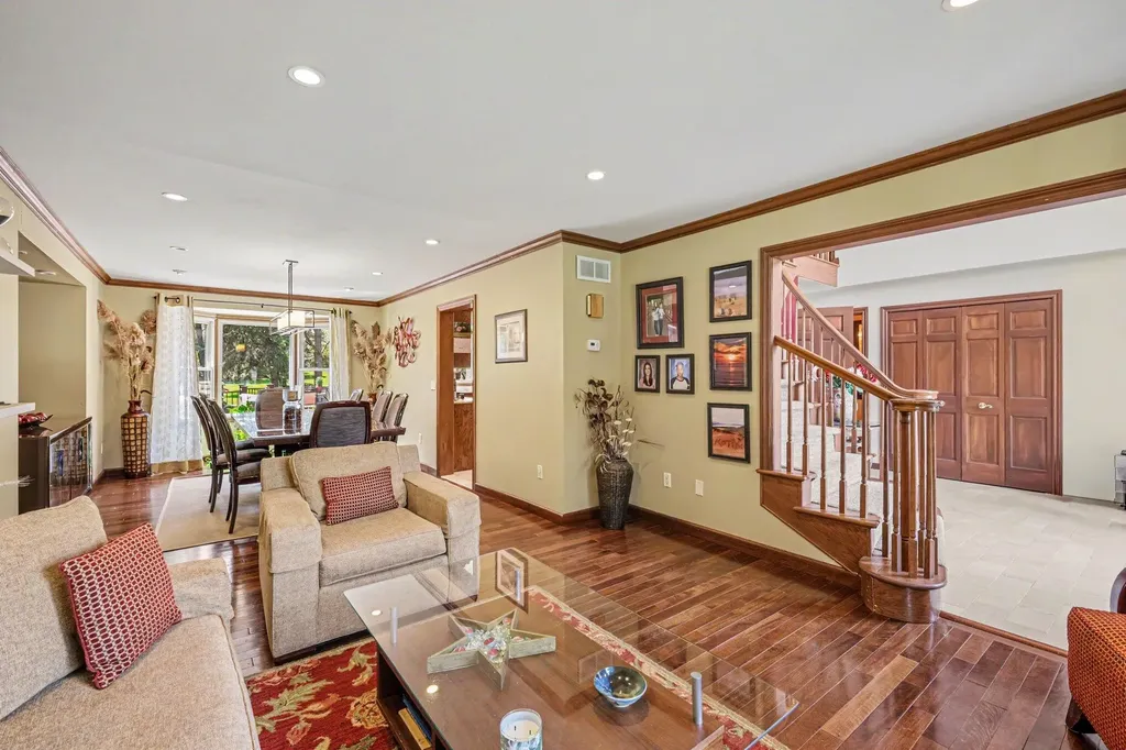 709 Snowmass Drive Rochester Hills City MI 48309