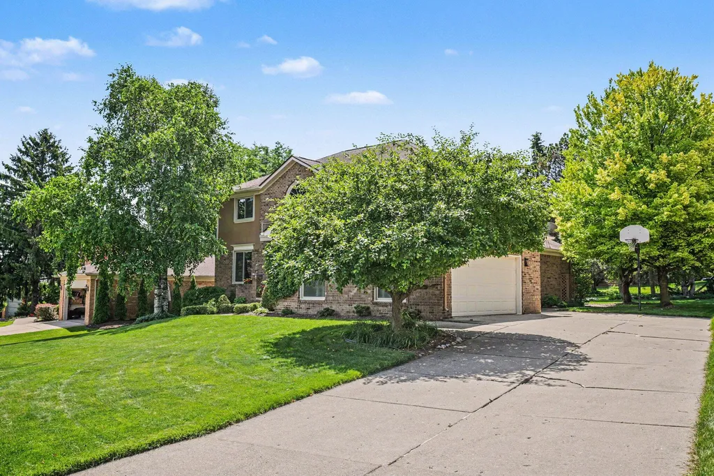 709 Snowmass Drive Rochester Hills City MI 48309
