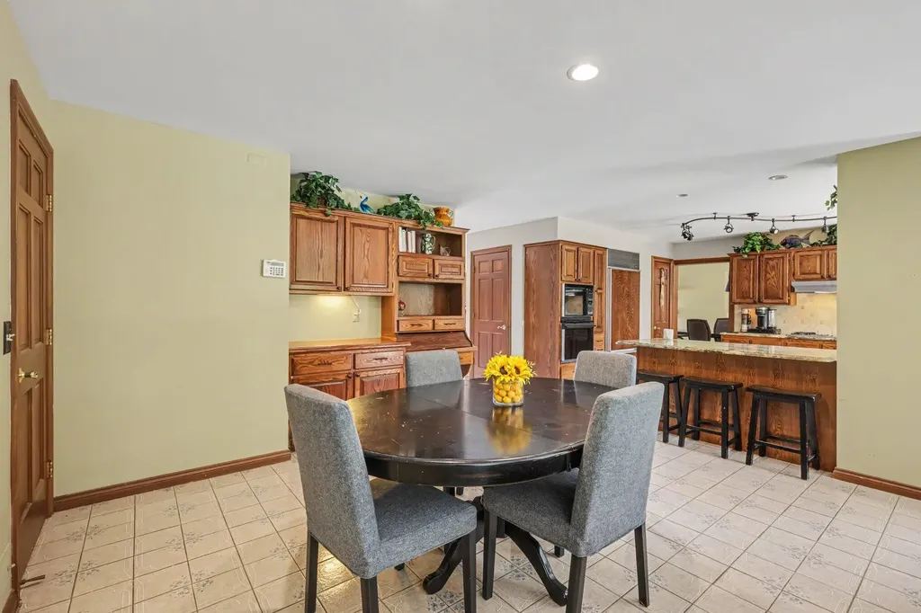 709 Snowmass Drive Rochester Hills City MI 48309