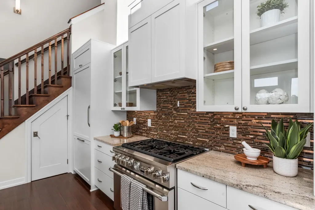 121 W Kingsley Street Ann Arbor City MI 48103