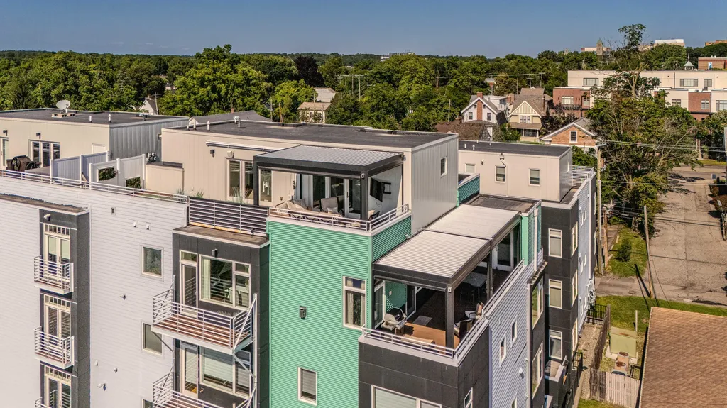 121 W Kingsley Street Ann Arbor City MI 48103
