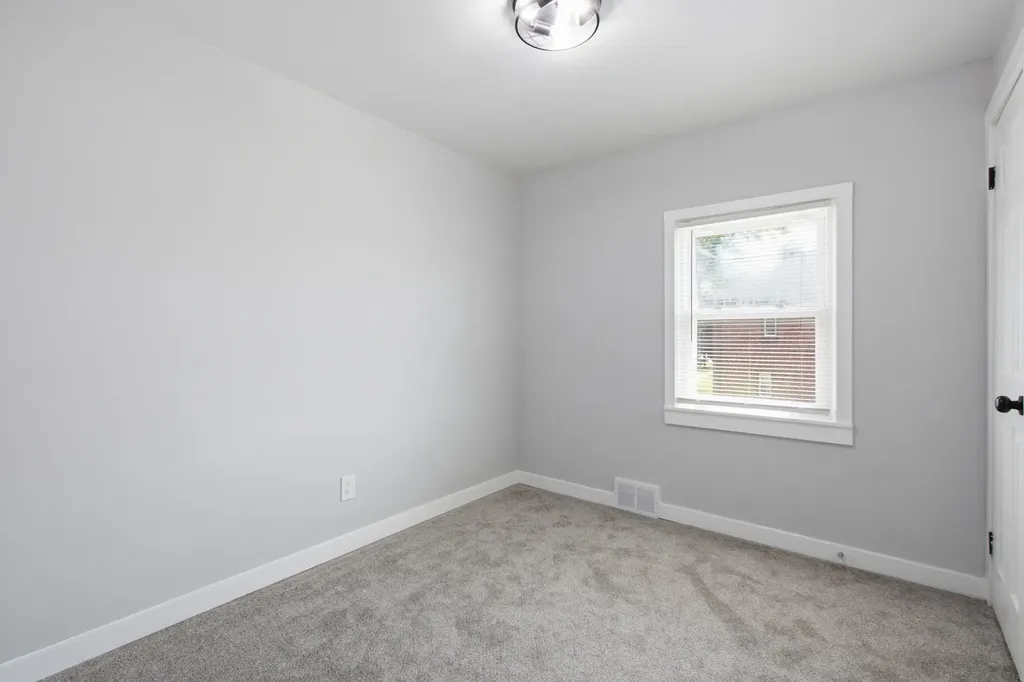 18603 Roselawn Street Detroit City MI 48221