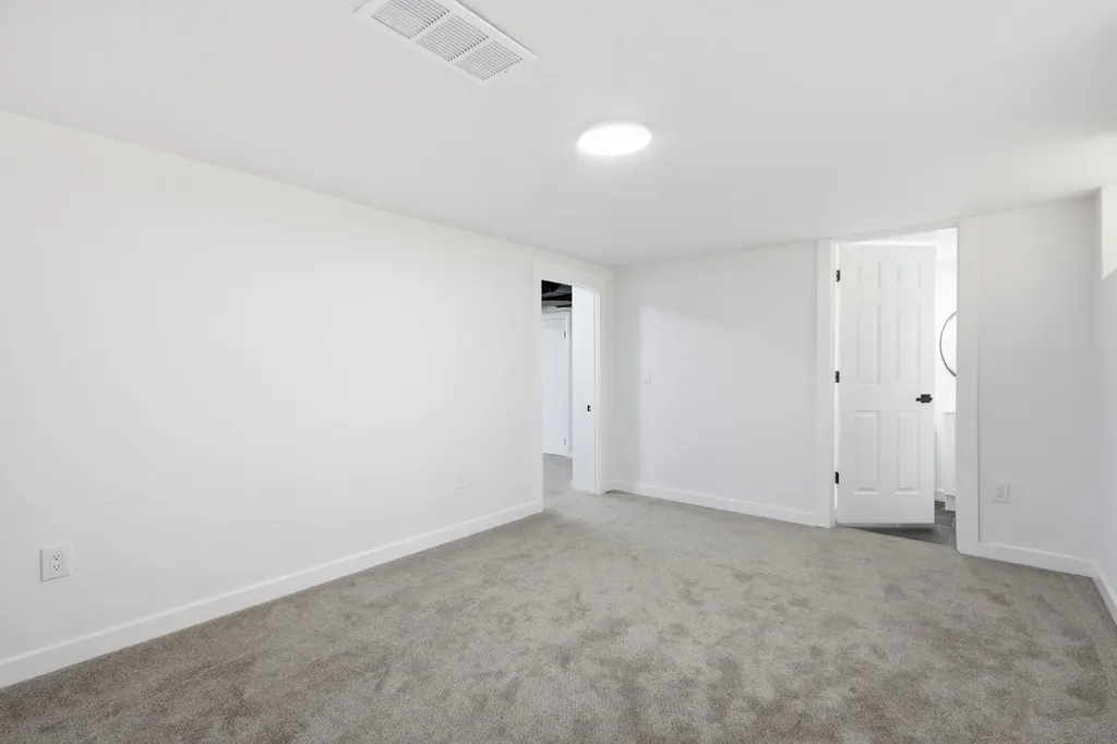 18603 Roselawn Street Detroit City MI 48221