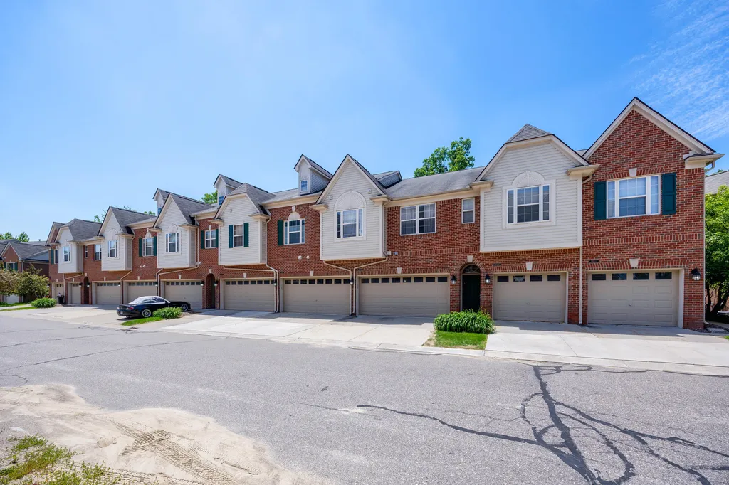39688 Rockcrest Lane Northville Township MI 48168