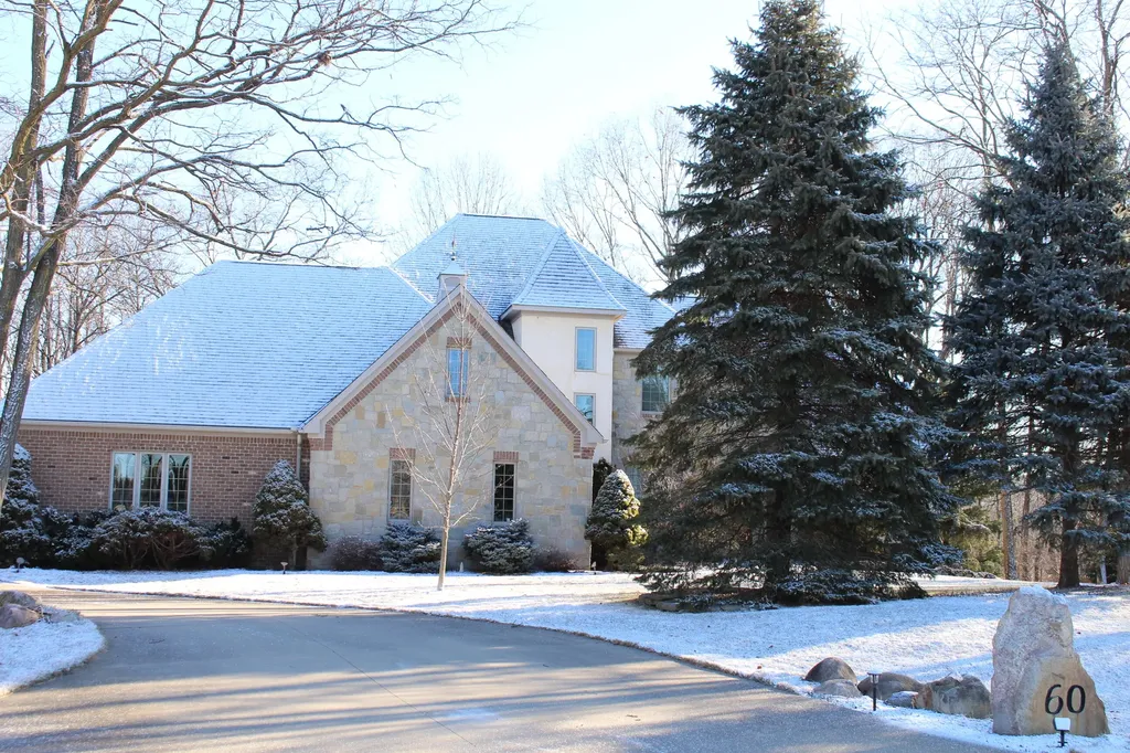 60 Timber Ridge Court York Charter Township MI 48160