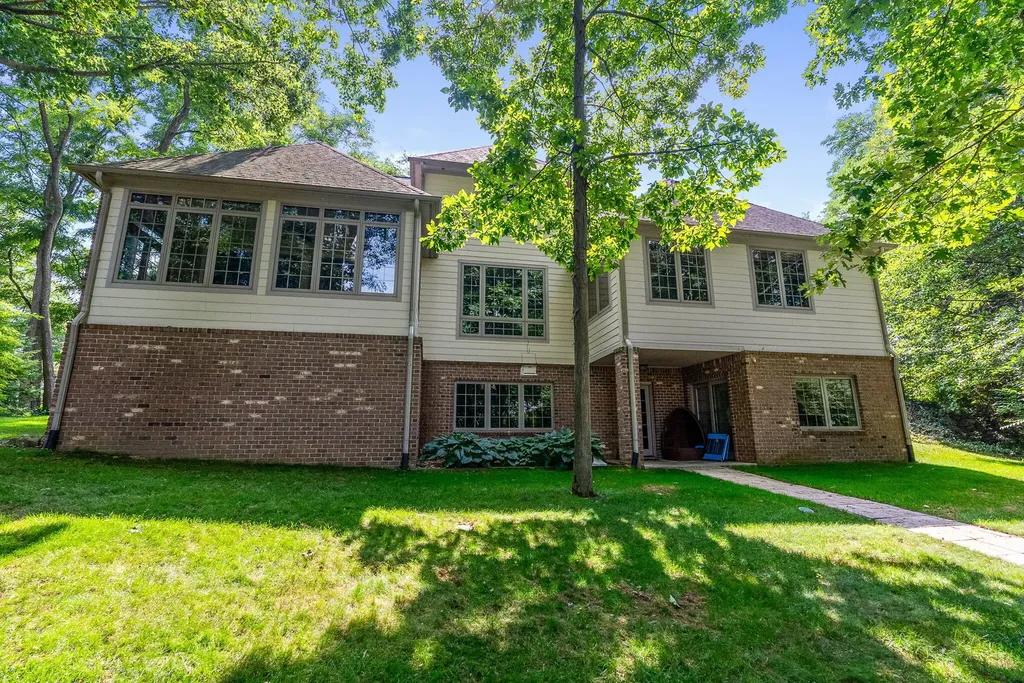 60 Timber Ridge Court York Charter Township MI 48160