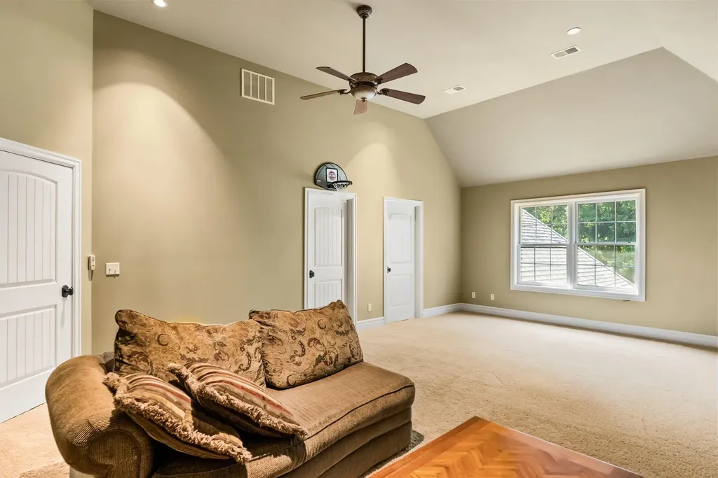 60 Timber Ridge Court York Charter Township MI 48160